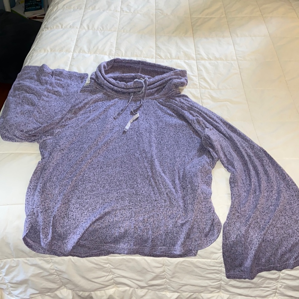 Gilligan & O’Malley sweatshirt